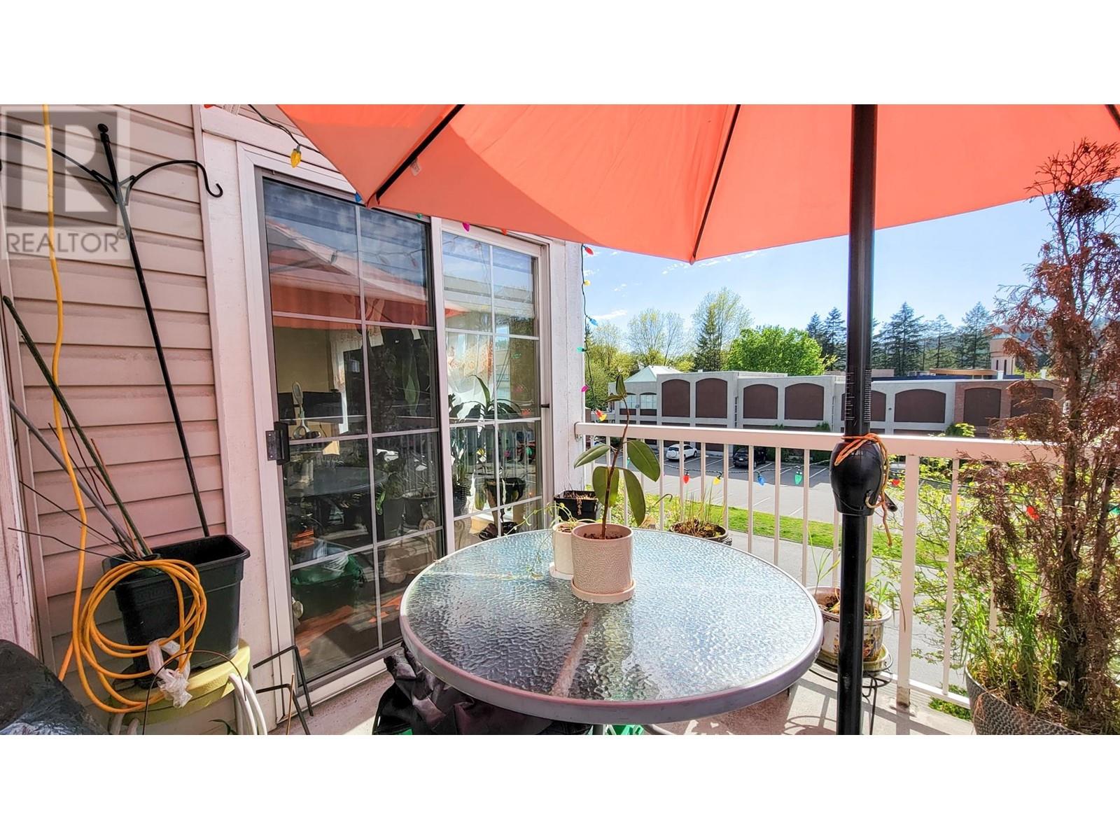 304 2678 DIXON STREET, Port Coquitlam real estate listing R3000305