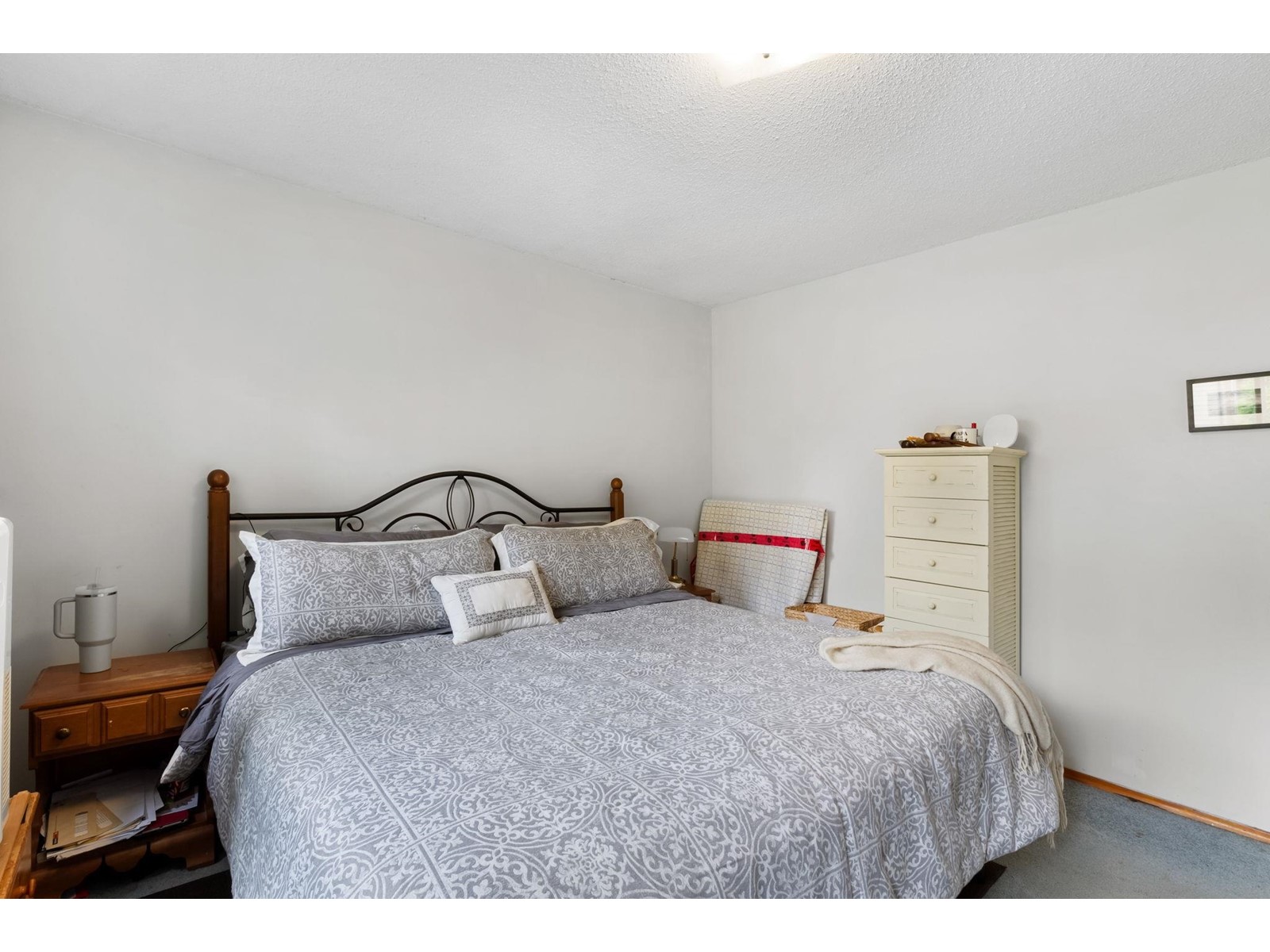 Photo 13 of 33847 Fern Street, Abbotsford BC