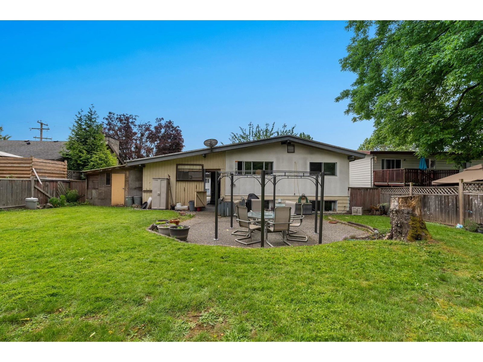 Photo 31 of 33847 Fern Street, Abbotsford BC