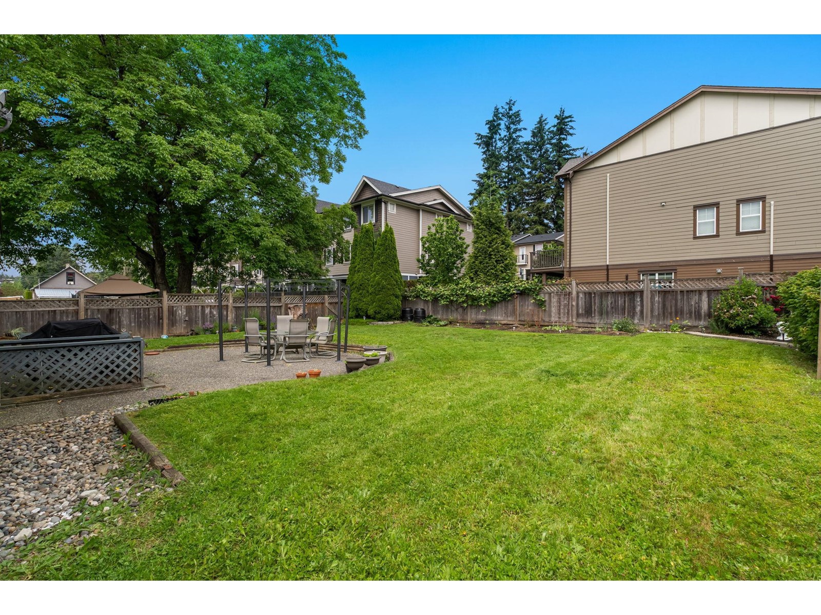 Photo 34 of 33847 Fern Street, Abbotsford BC