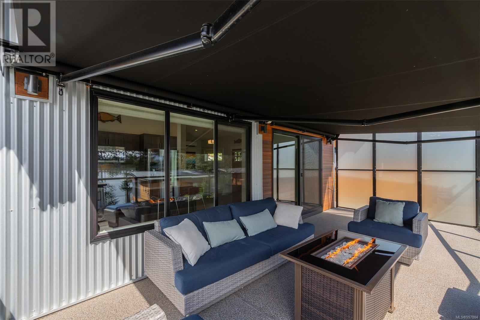 7420 Cottage Way, Lake Cowichan