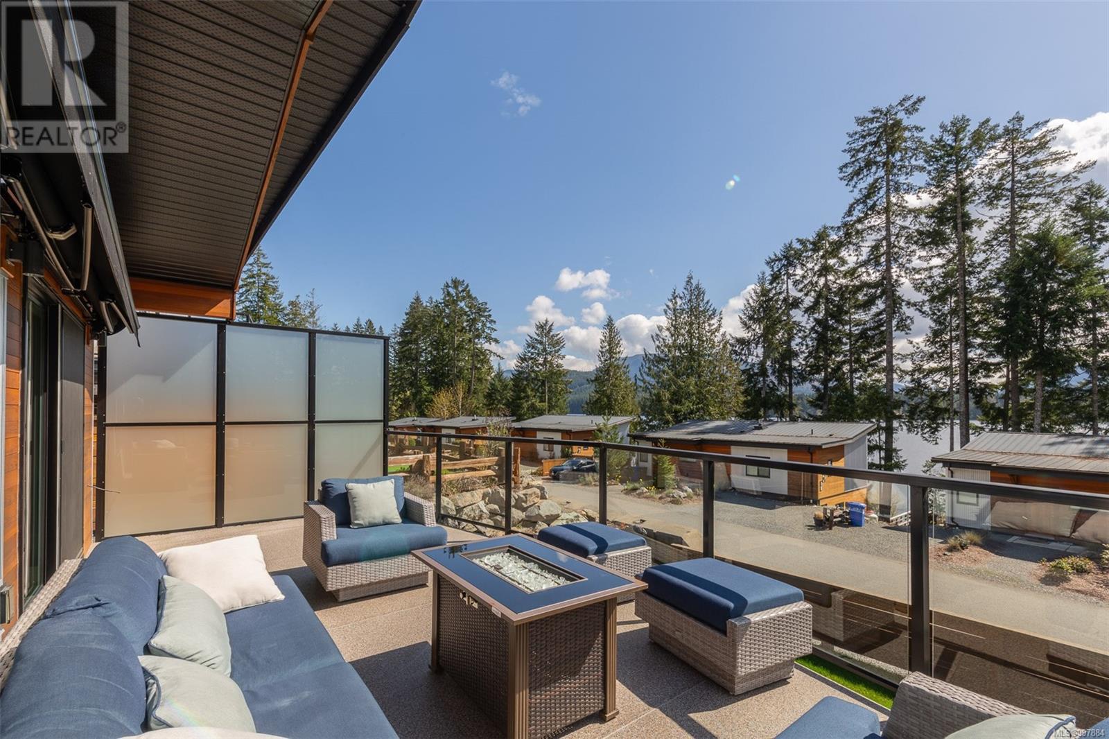 7420 Cottage Way, Lake Cowichan
