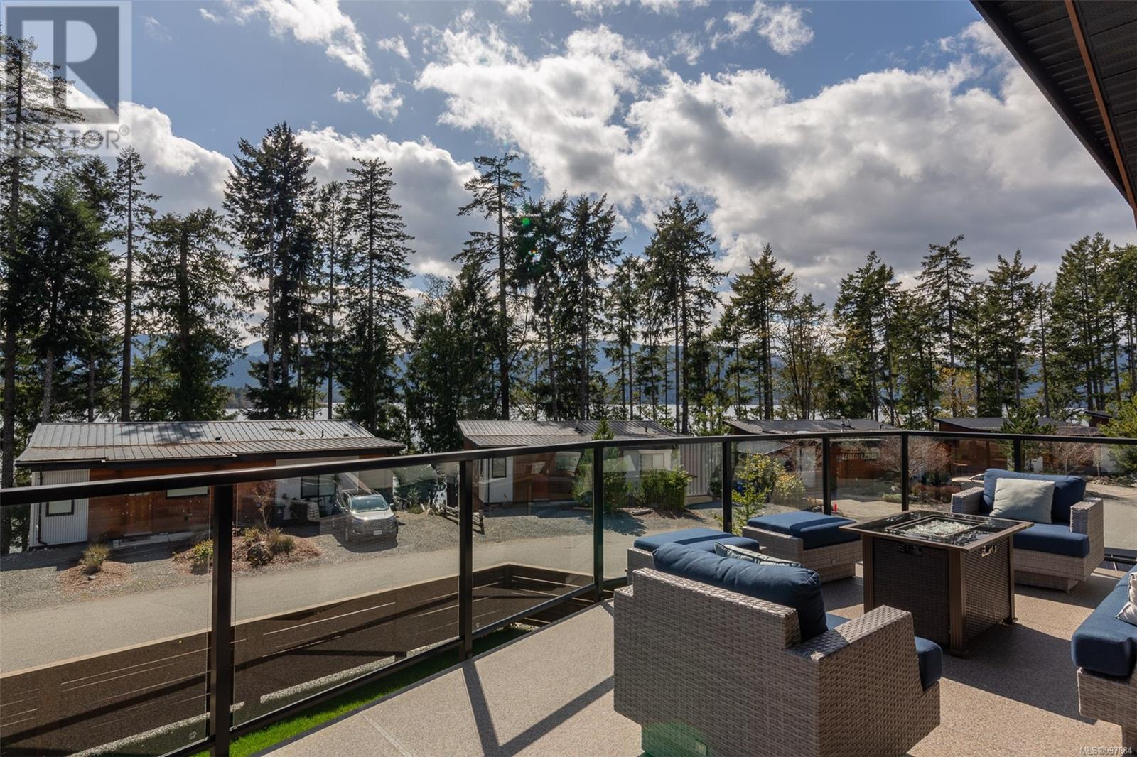 7420 Cottage Way, Lake Cowichan