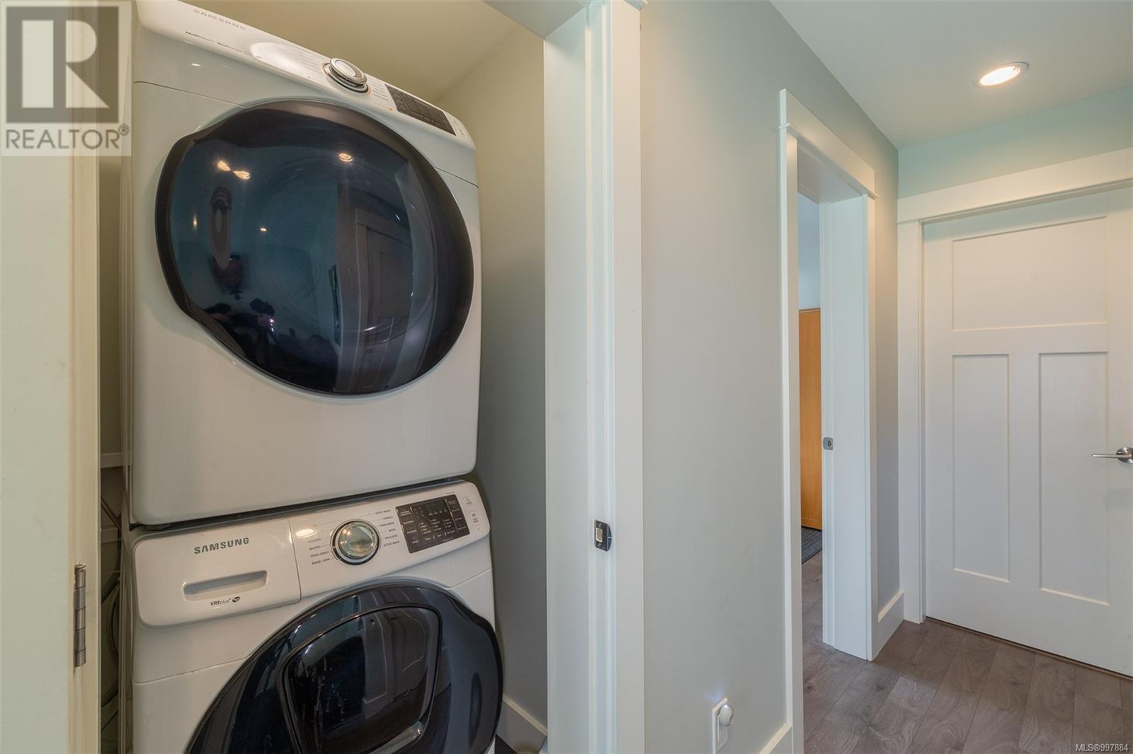 7420 Cottage Way, Lake Cowichan