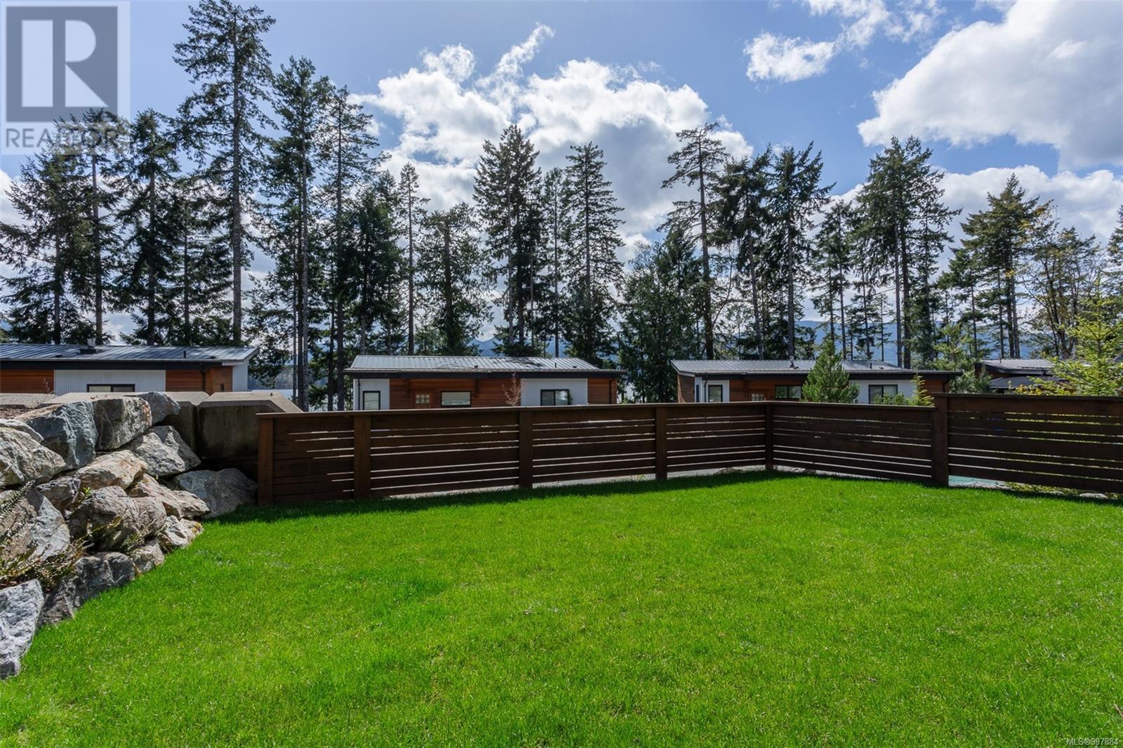 7420 Cottage Way, Lake Cowichan