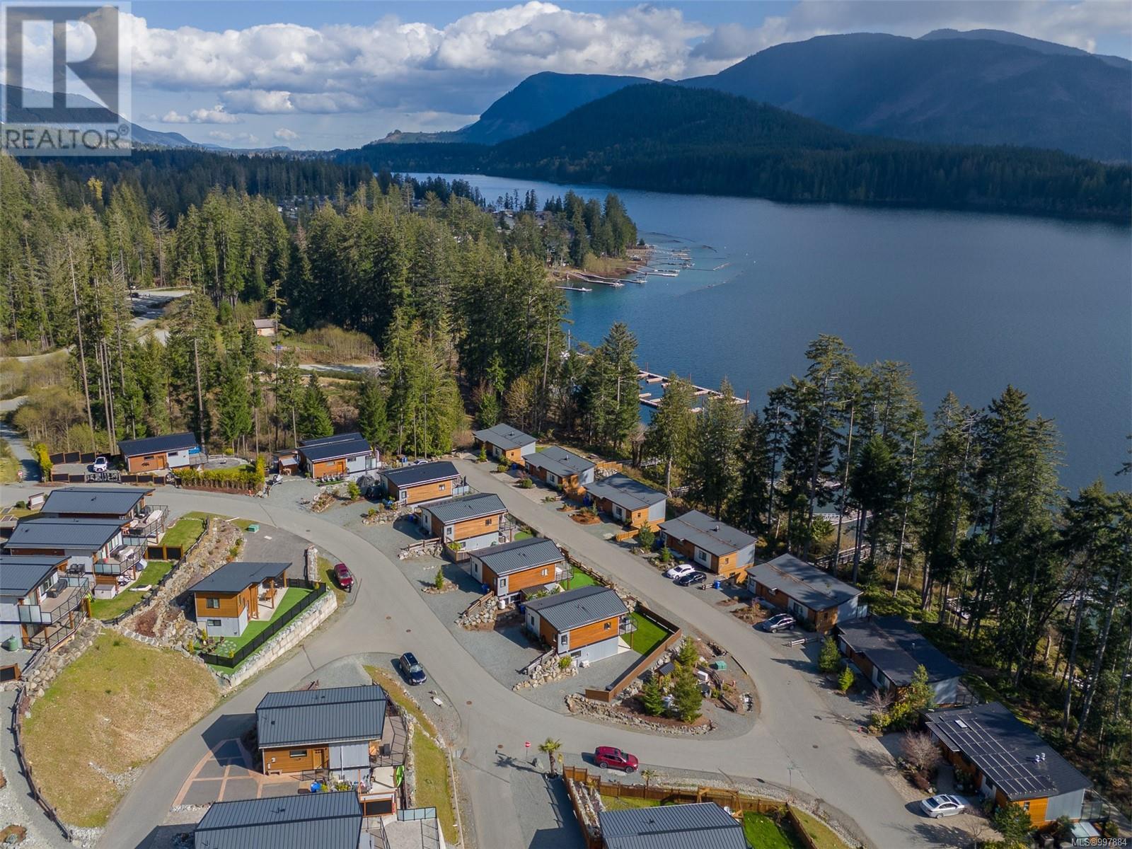 7420 Cottage Way, Lake Cowichan