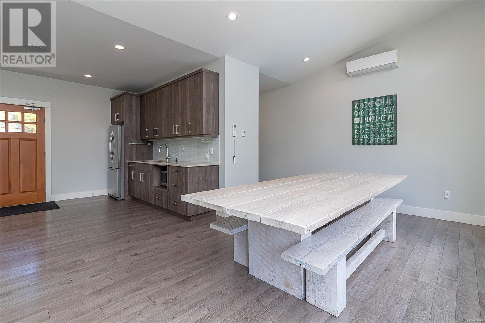 7420 Cottage Way, Lake Cowichan
