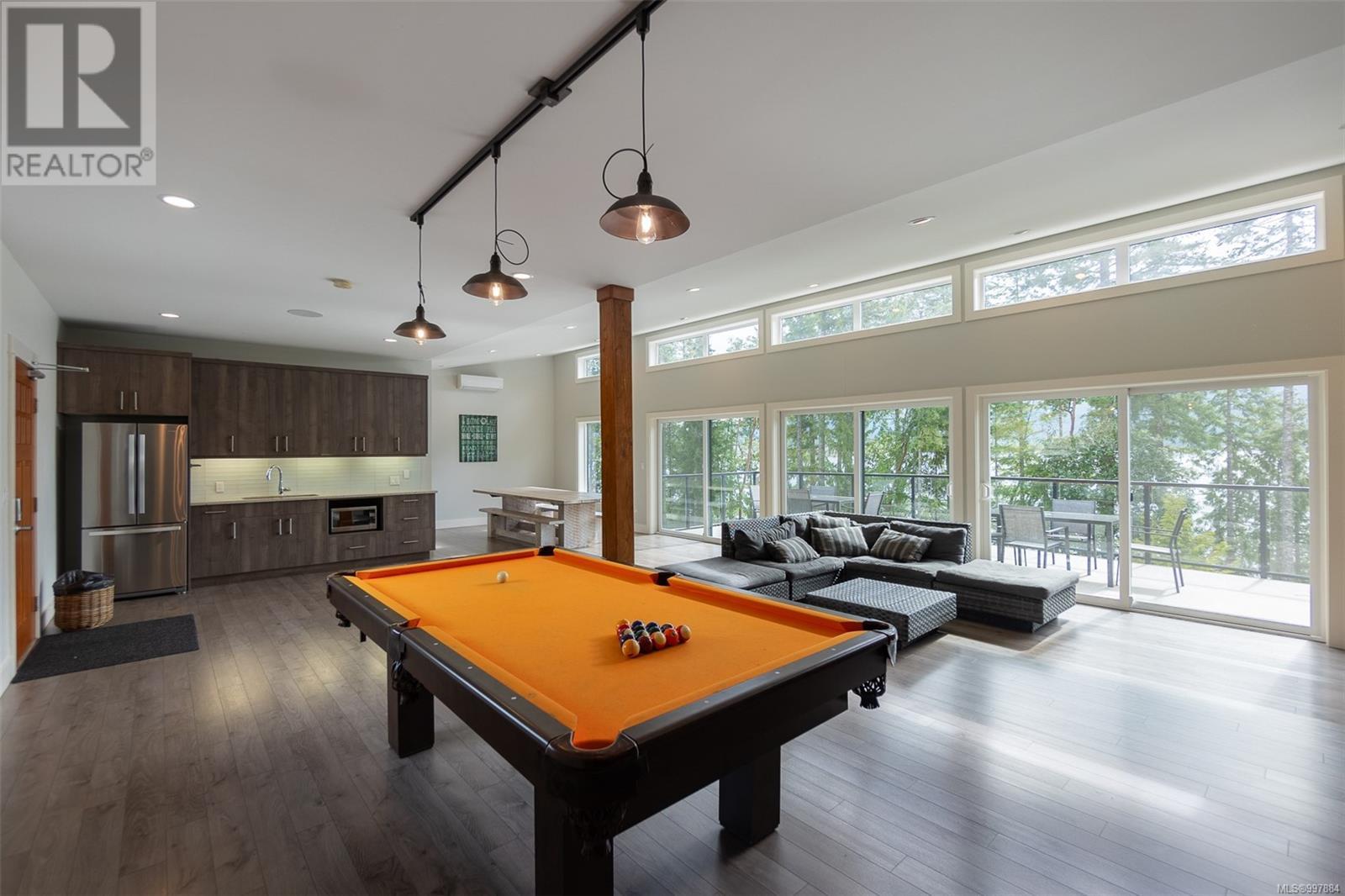 7420 Cottage Way, Lake Cowichan