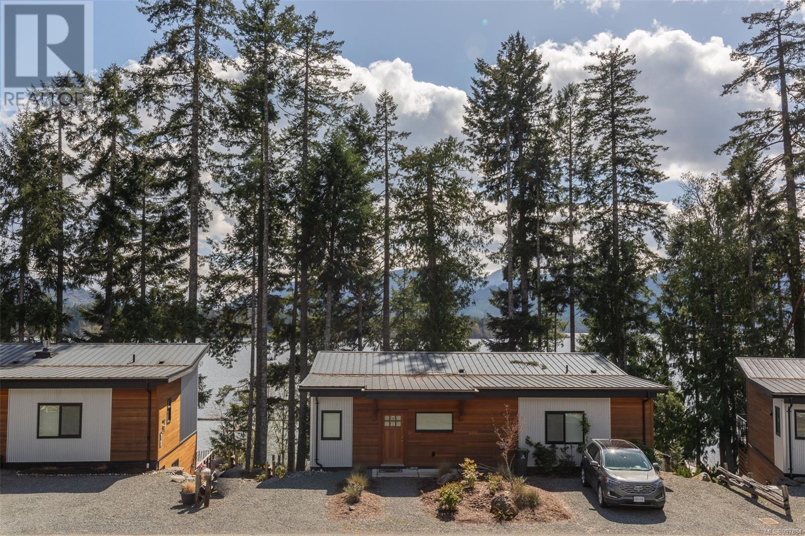 7420 Cottage Way, Lake Cowichan