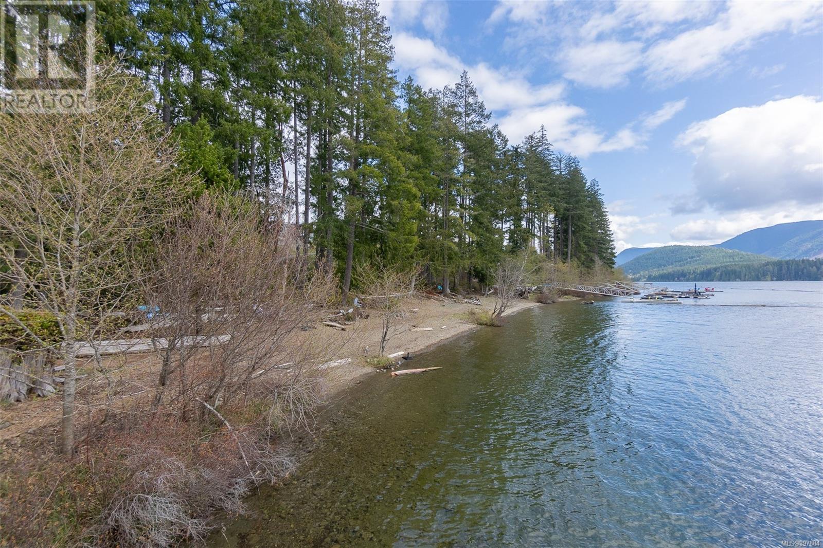 7420 Cottage Way, Lake Cowichan