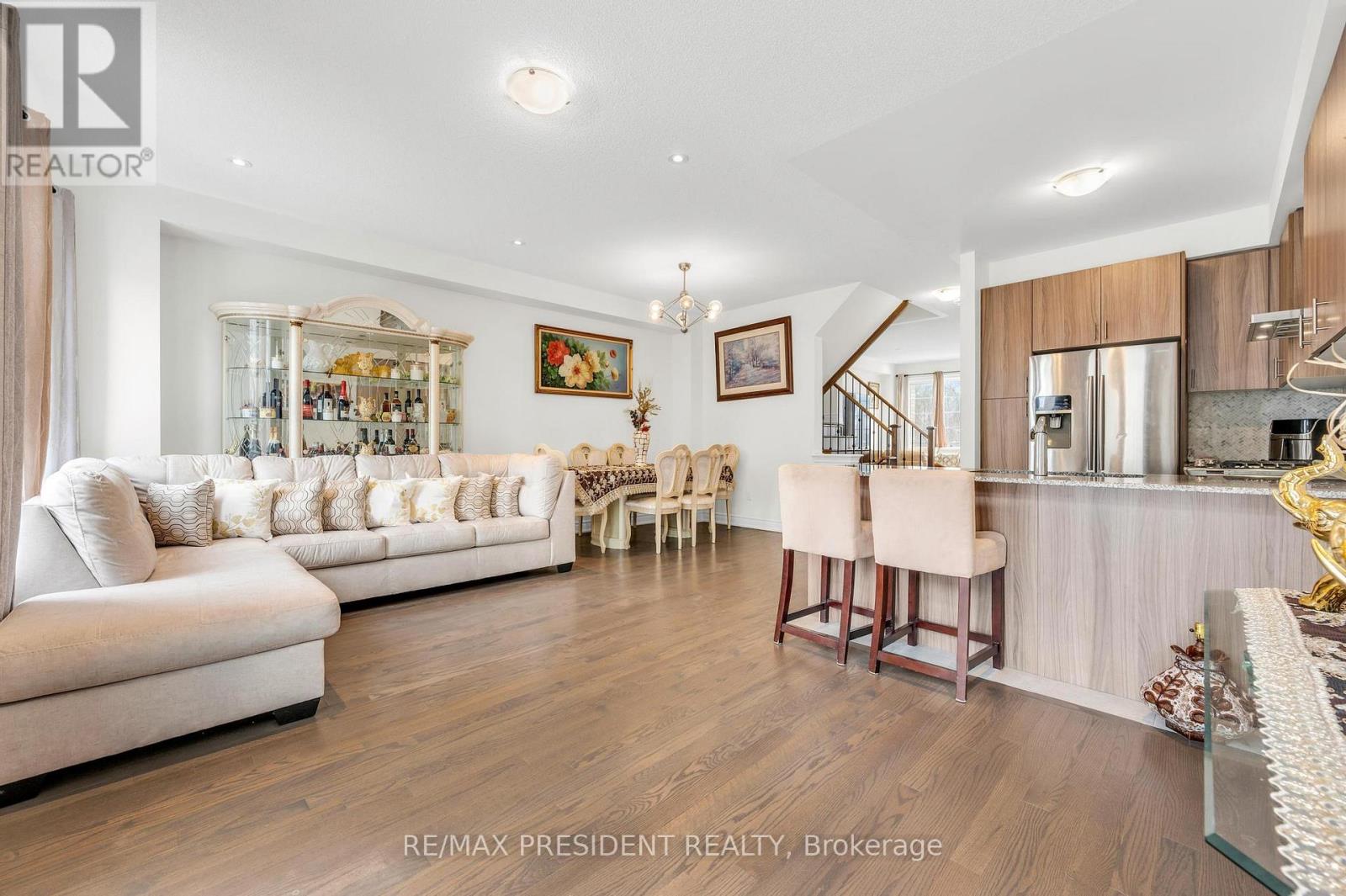 8575 FINANCIAL DRIVE - 25