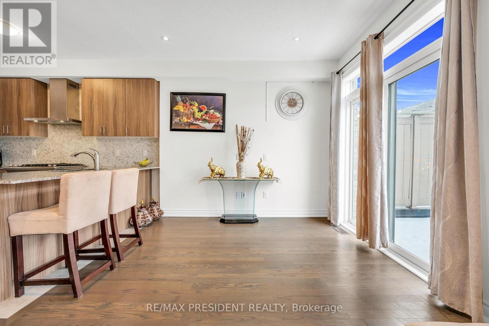 8575 FINANCIAL DRIVE - 26