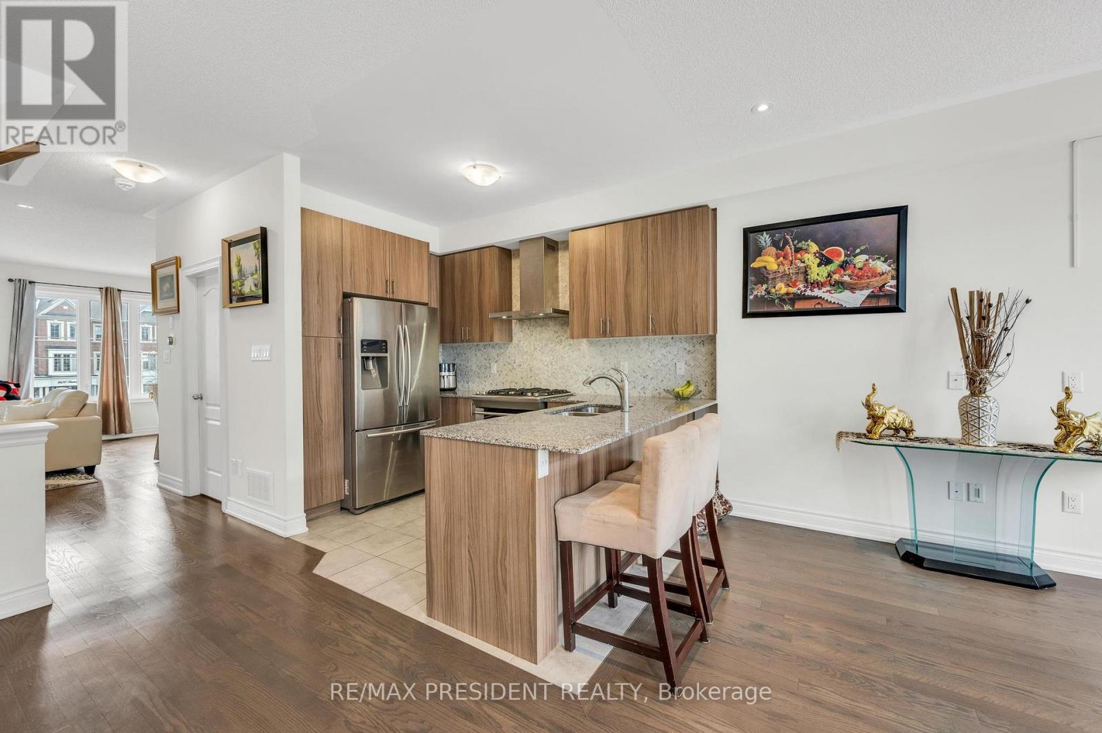 8575 FINANCIAL DRIVE - 19