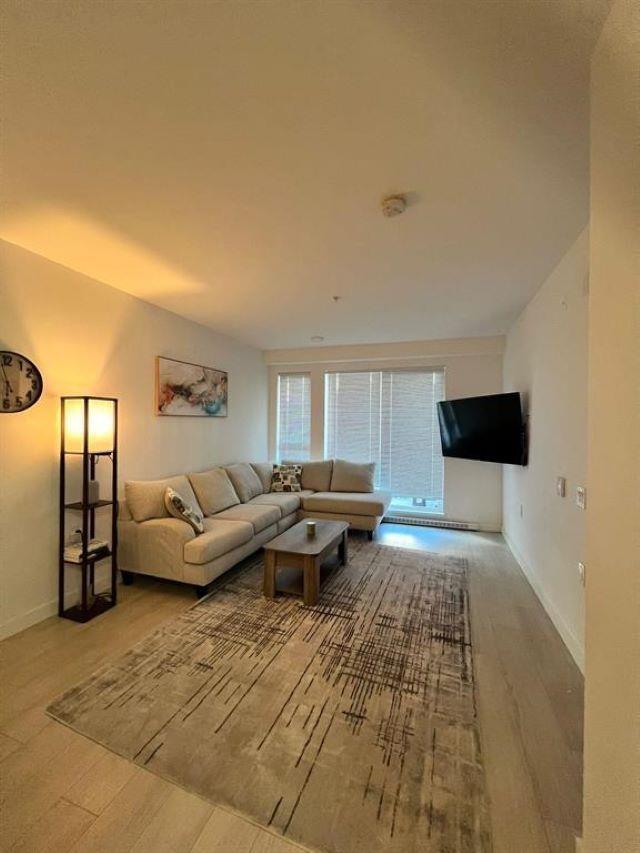 Photo 11 of 207 13963 105 Boulevard, Surrey BC