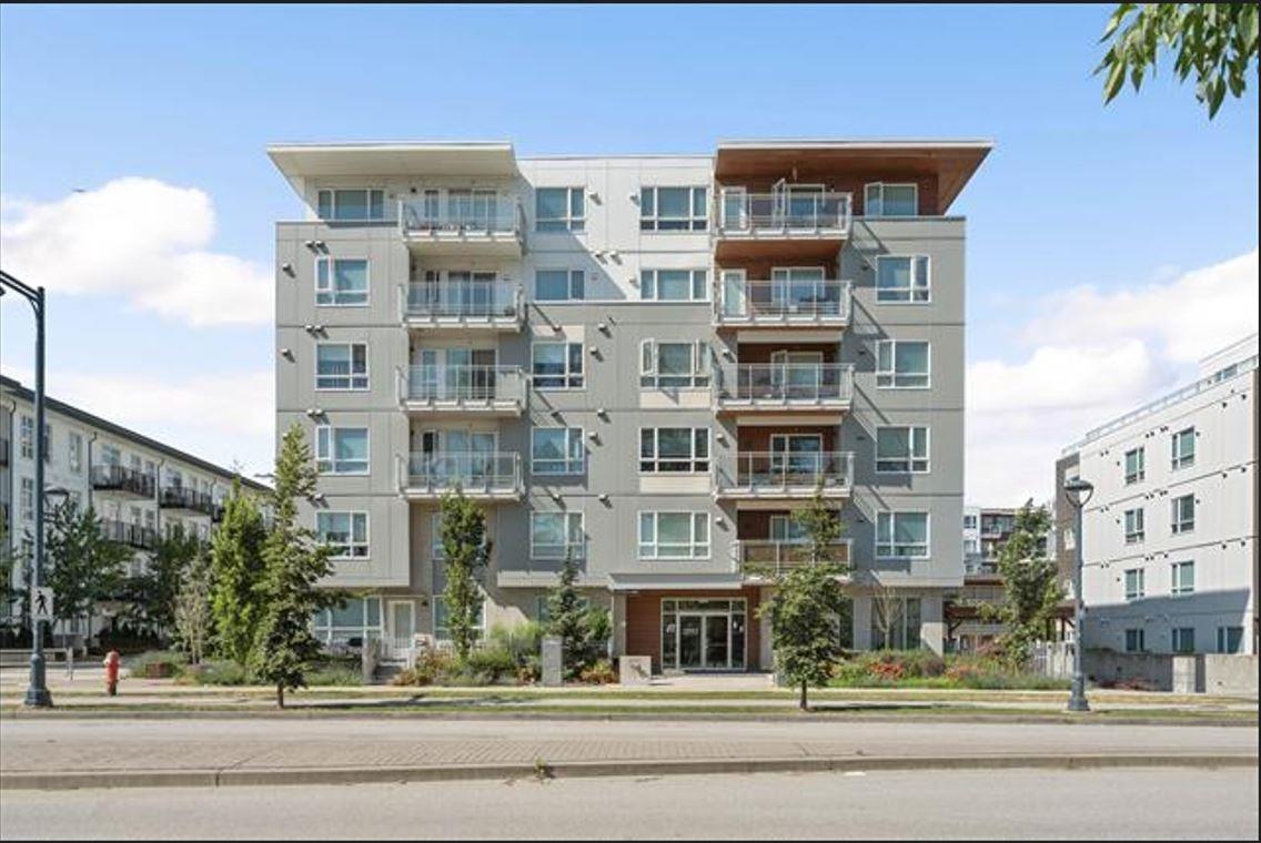 Photo 5 of 207 13963 105 Boulevard, Surrey BC