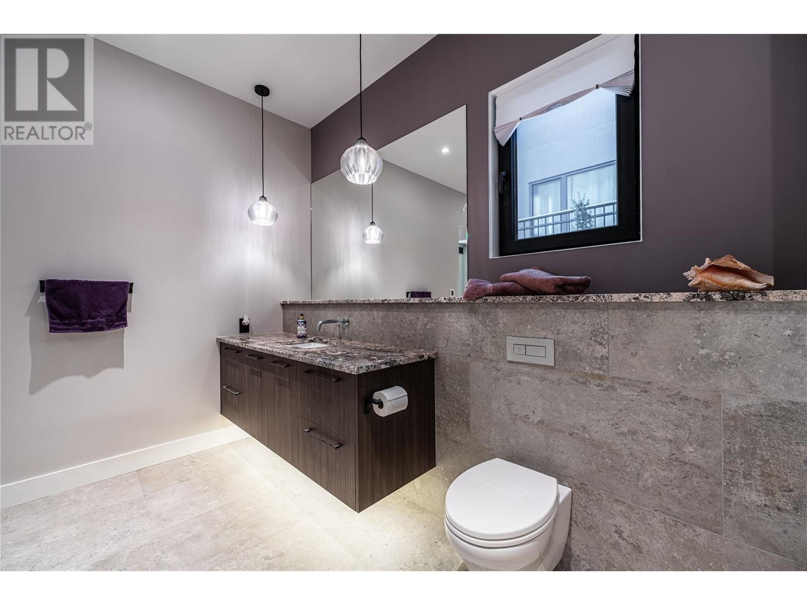  10138 Beacon Hill Drive, Lake Country