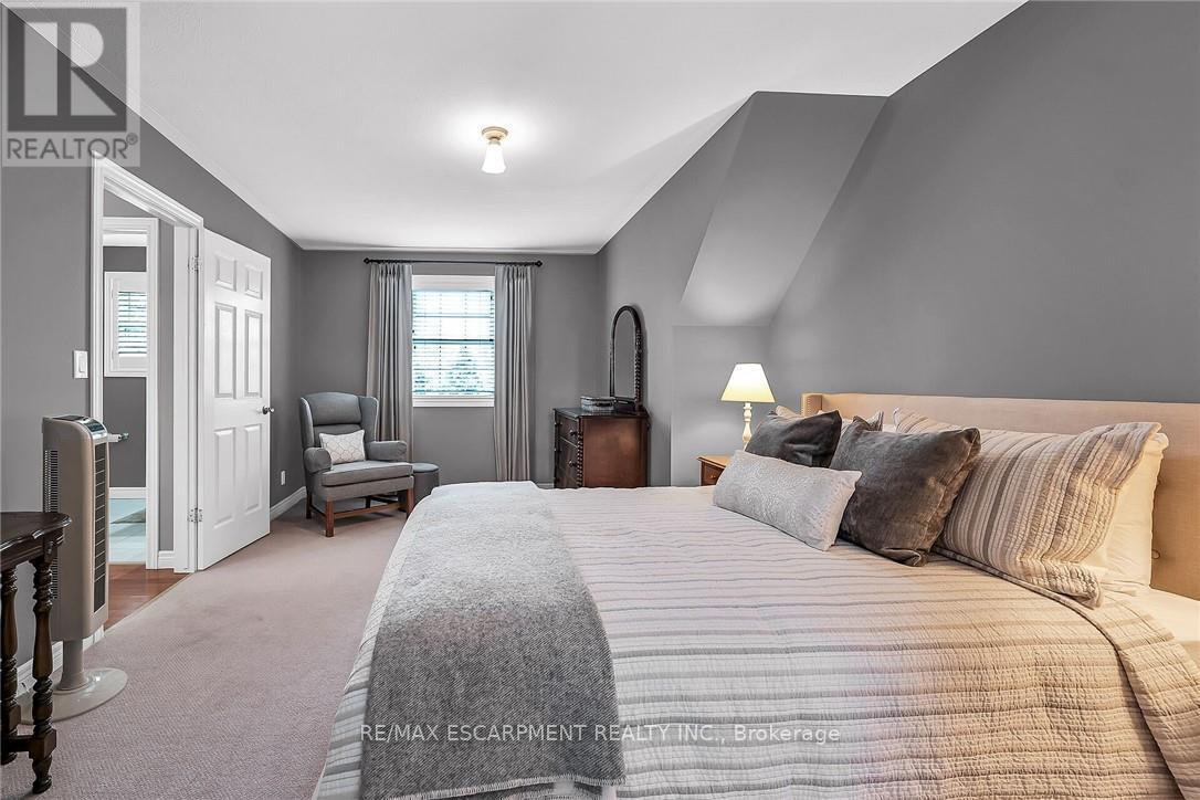 Photo 28 of 17 Angle Street, Norfolk ON