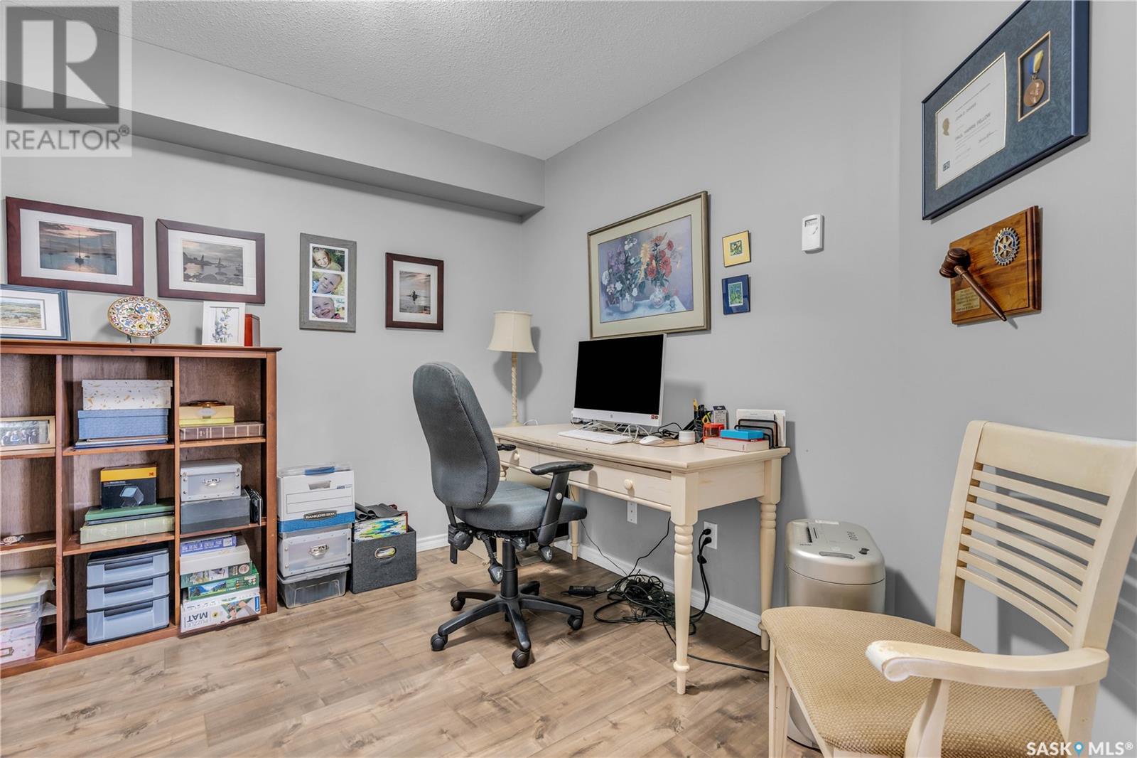 Single Family House Low rise for Sale in   RENFREW CRESCENT E Regina 
