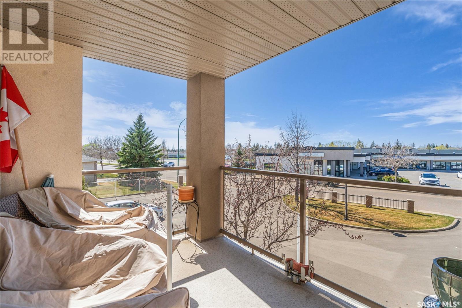 Single Family House Low rise for Sale in   RENFREW CRESCENT E Regina 