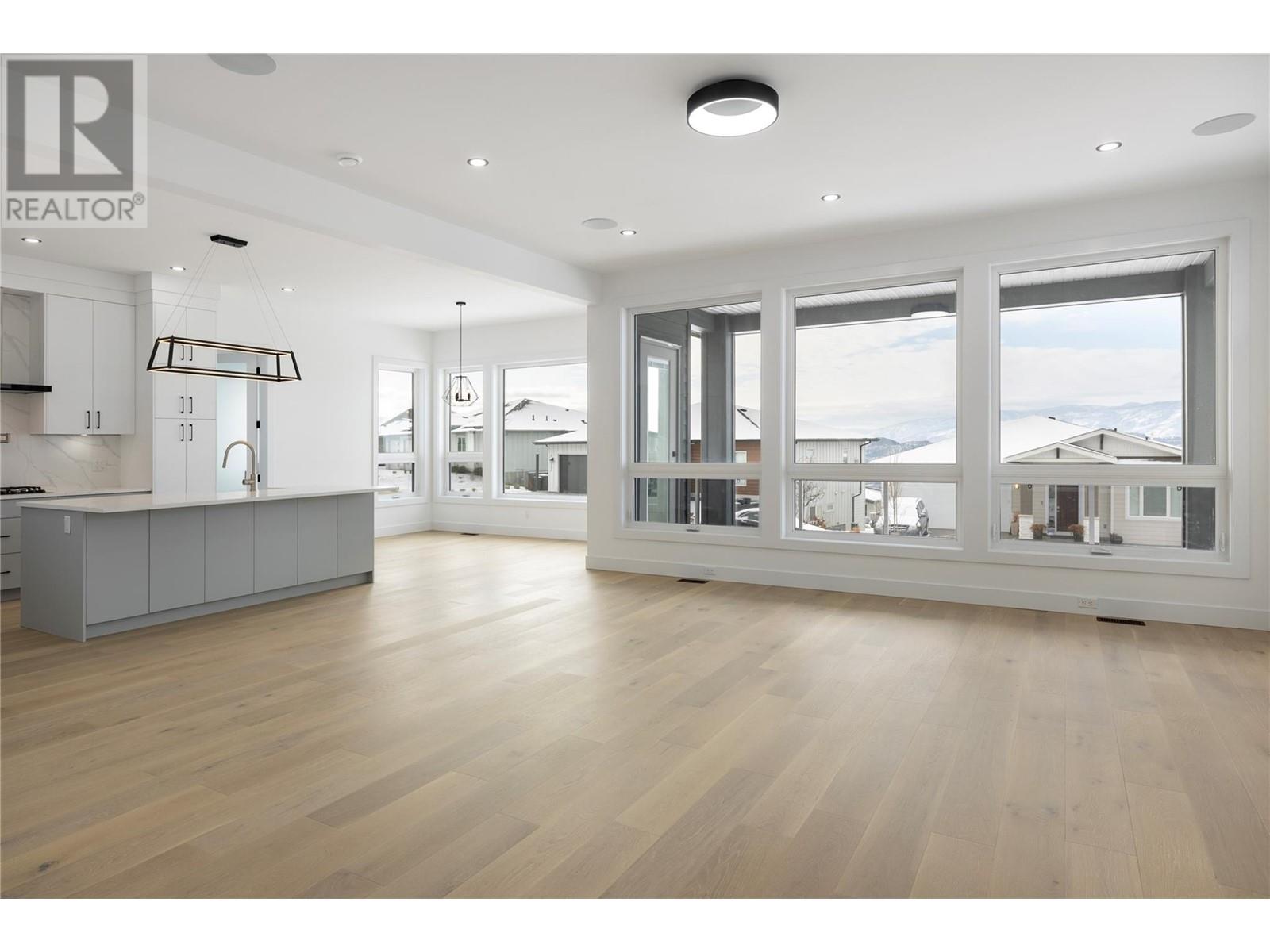  2163 Kentucky Crescent, Kelowna