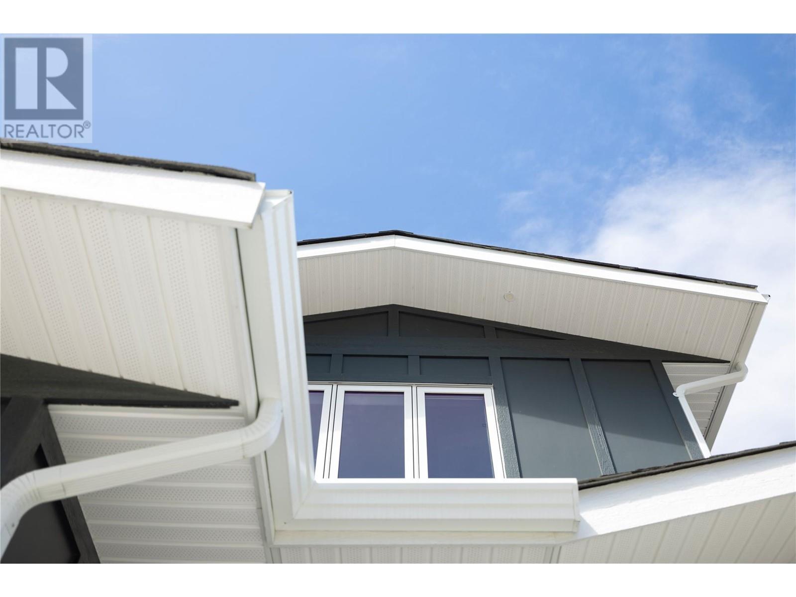  2163 Kentucky Crescent, Kelowna