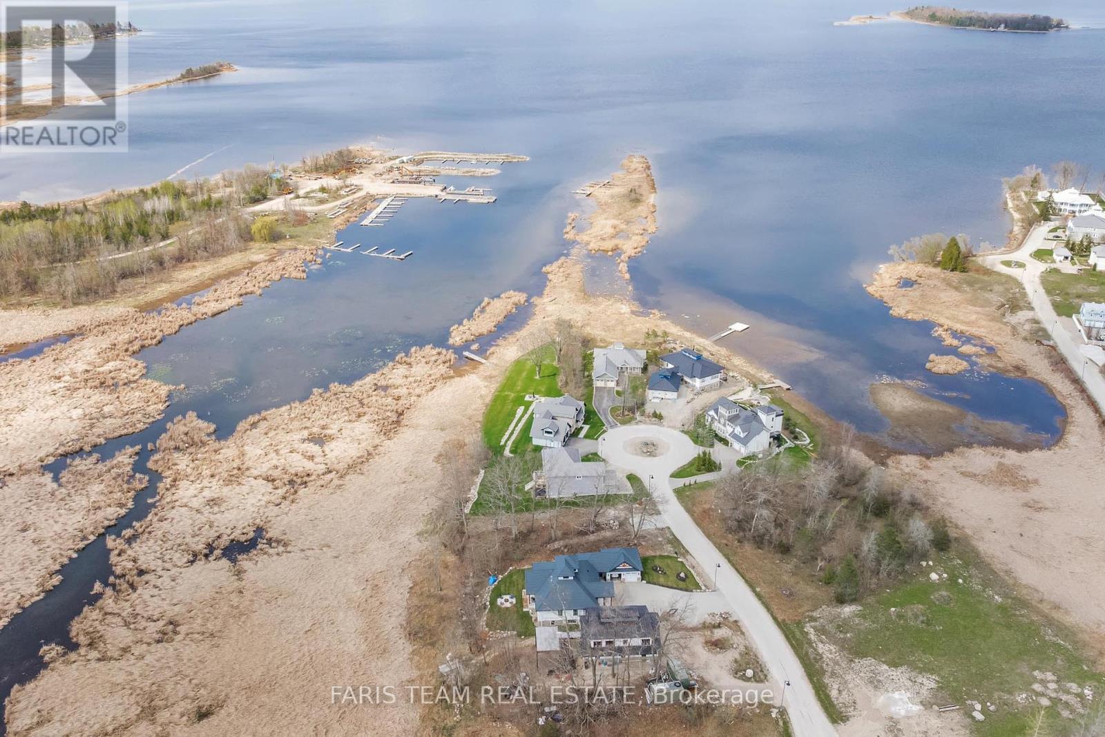 Photo 10 of 53 14 Swan Lane, Tay ON