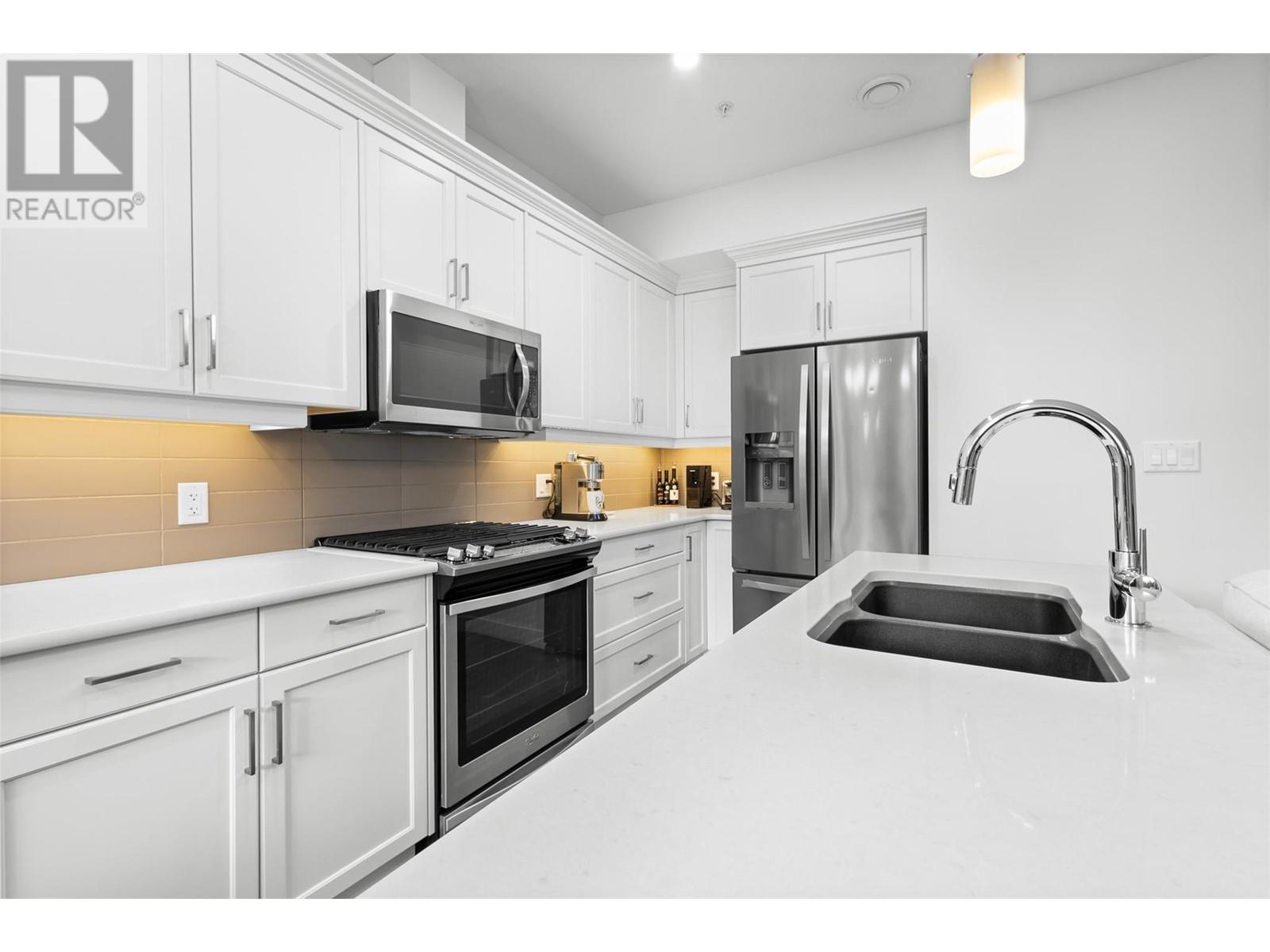202 9563 Jensen Road, Lake Country
