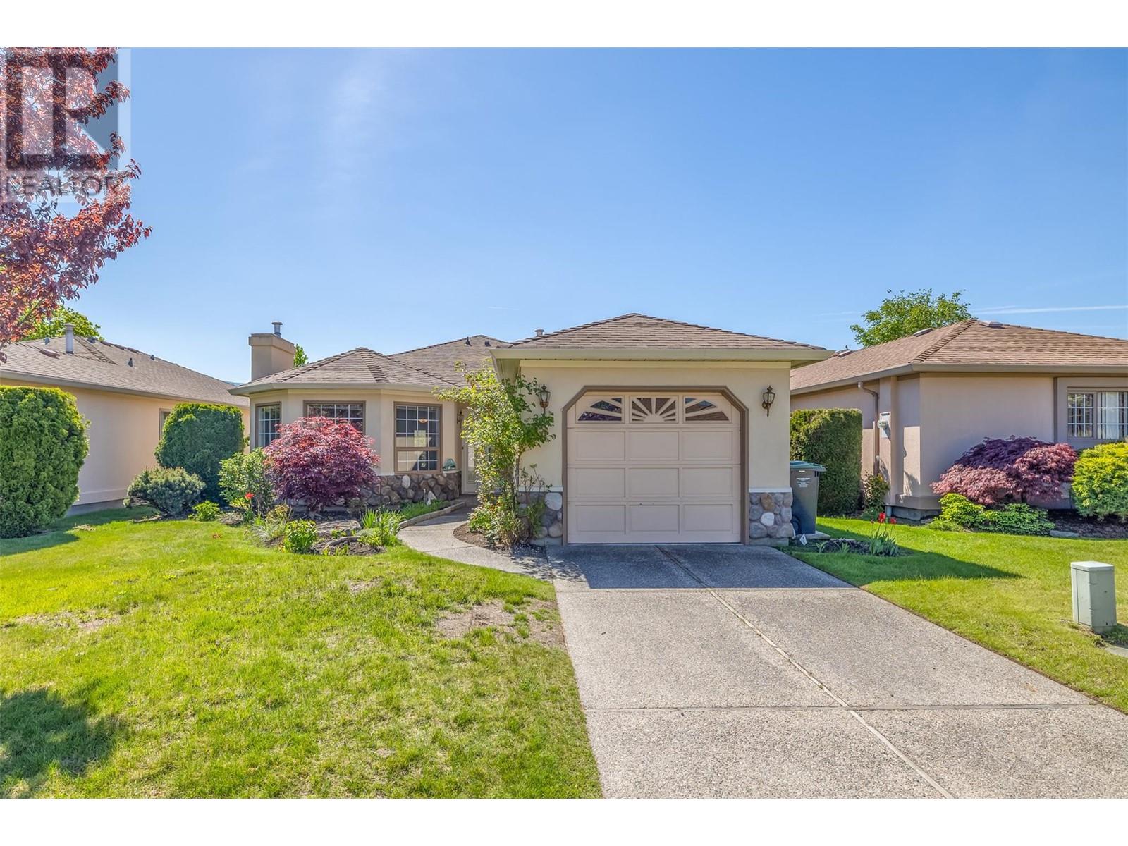 9 1201 Cameron Avenue, Kelowna