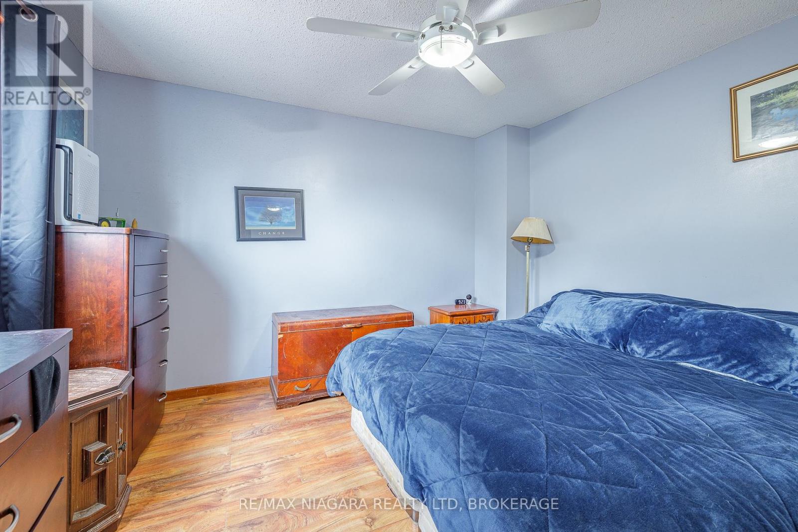 Photo 20 of 8420 Lamont Avenue, Niagara Falls ON