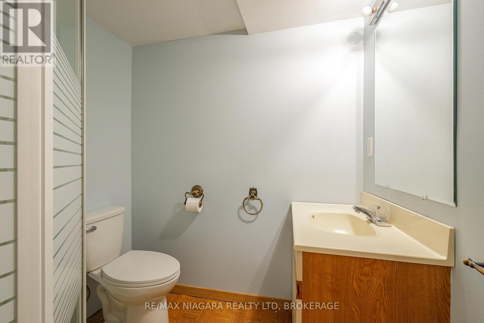 Photo 28 of 8420 Lamont Avenue, Niagara Falls ON