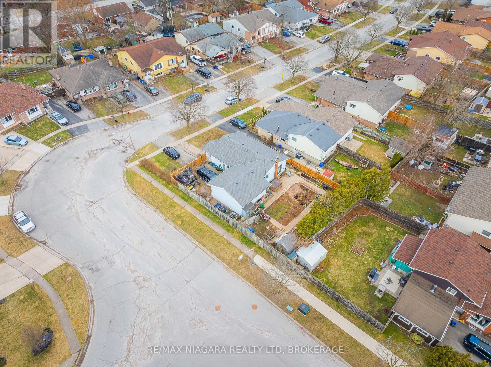 Photo 43 of 8420 Lamont Avenue, Niagara Falls ON