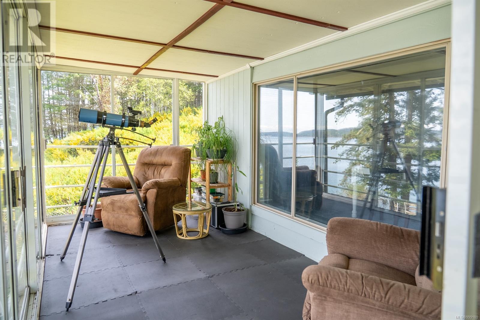  5423 Hooson Road, Pender Island