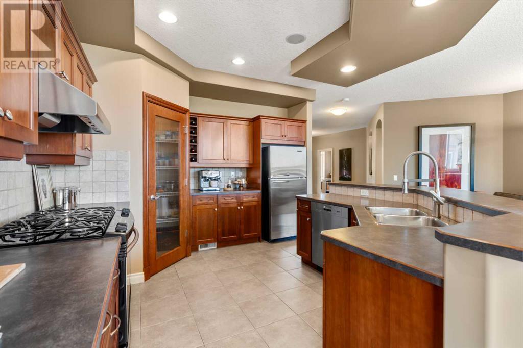Single Family House Bungalow for Sale in  Valley Crest Rise NW Valley Ridge Calgary 
