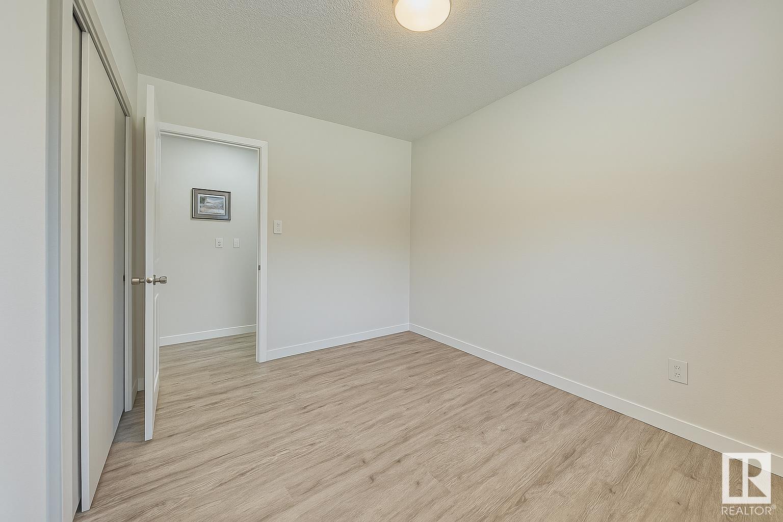 5204 109 ST NW, Edmonton
