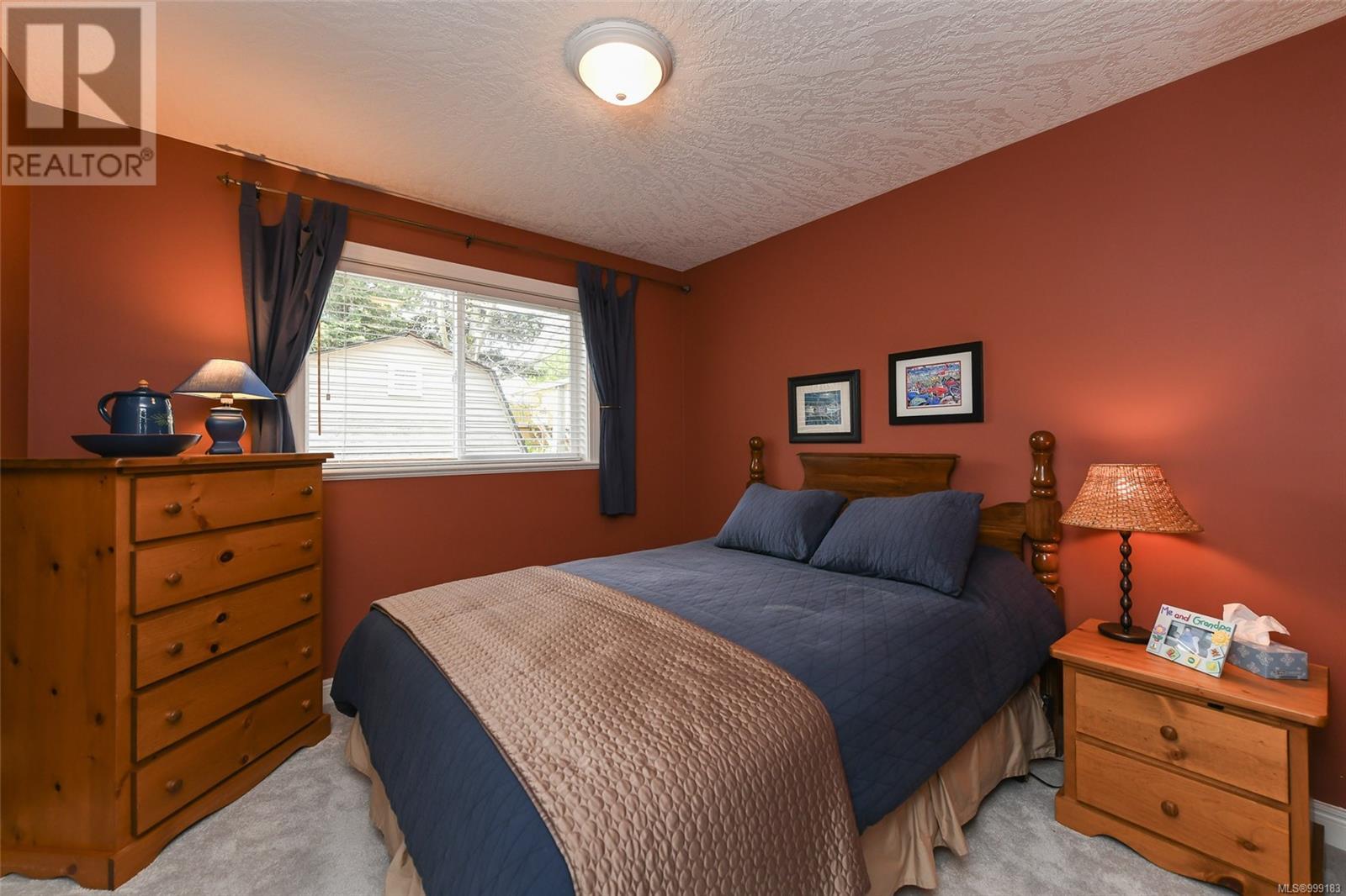 642 Sky View Pl, Comox