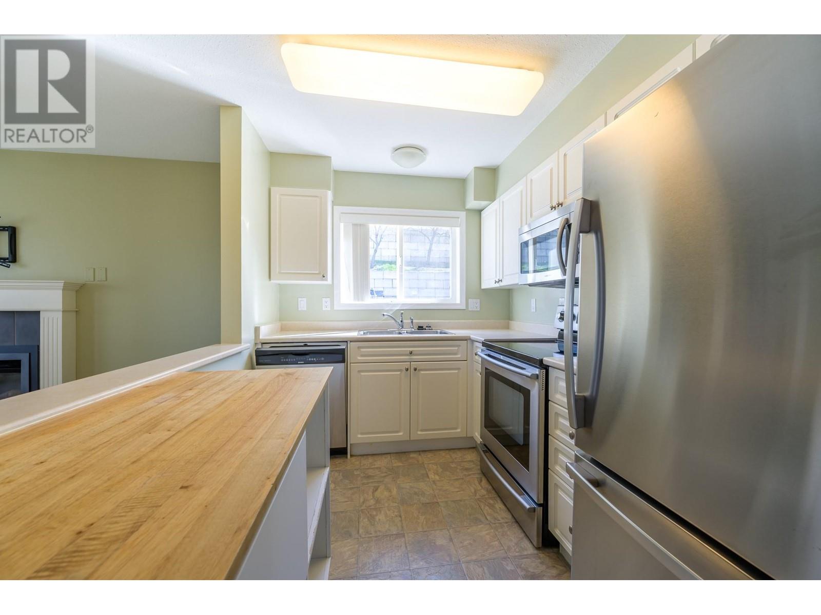 1120 HUGH ALLAN Drive Unit# 201, Kamloops