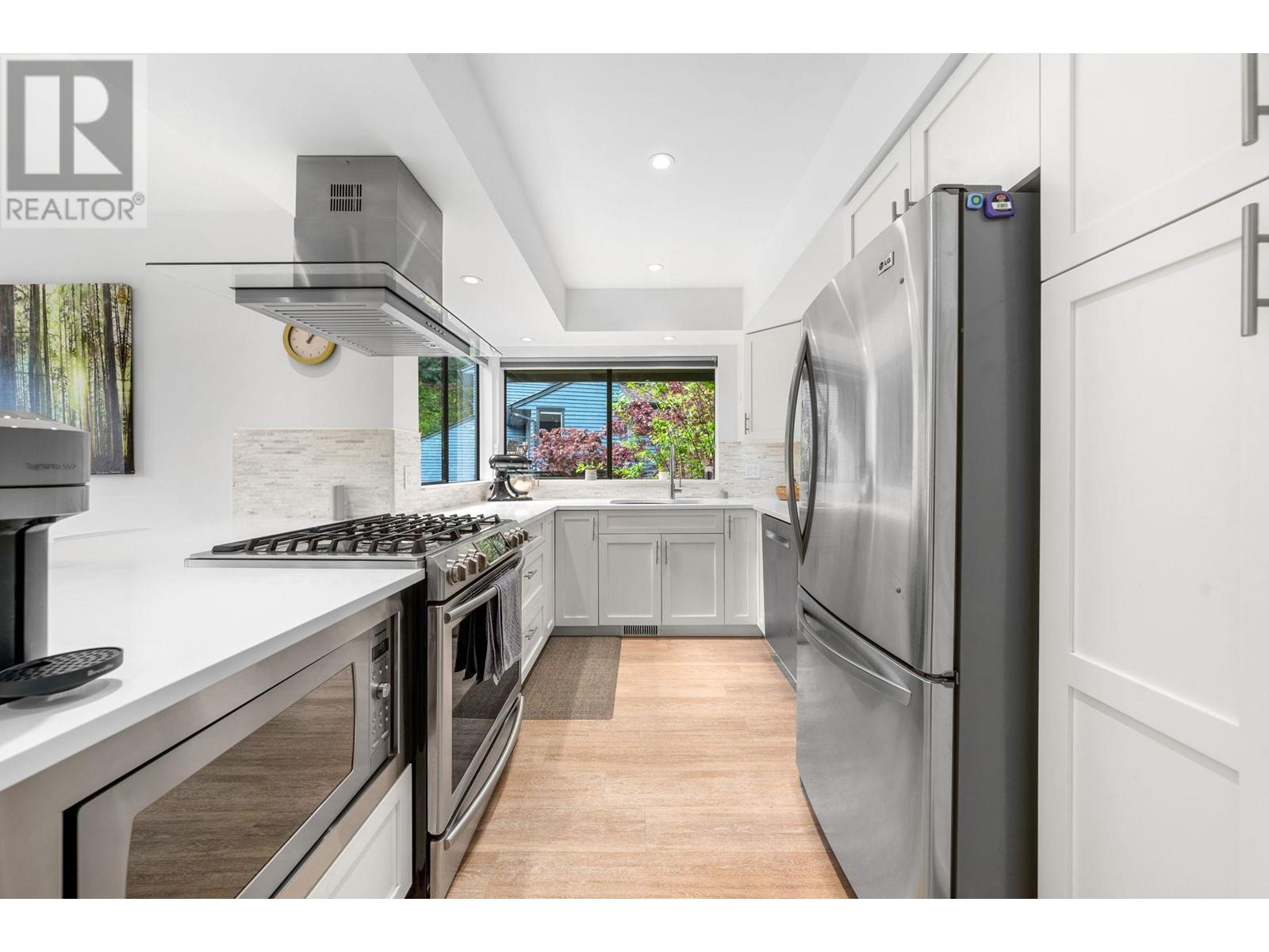 822 FREDERICK ROAD, North Vancouver