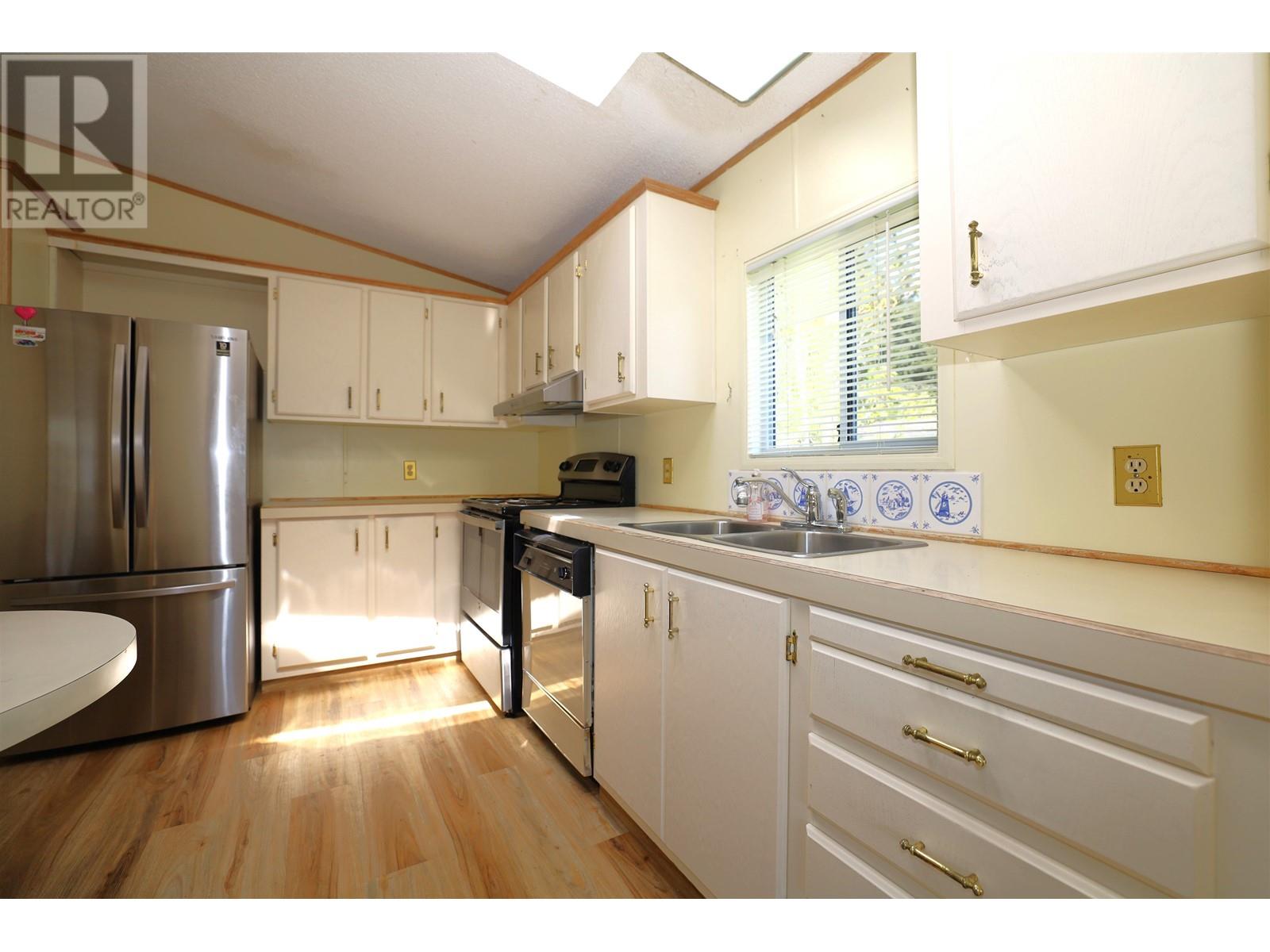 33 4116 BROWNING ROAD, Sechelt
