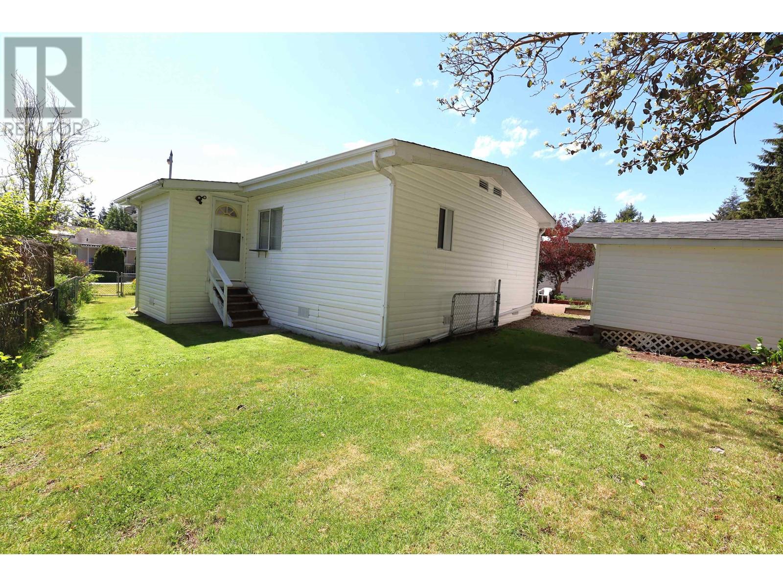 33 4116 BROWNING ROAD, Sechelt