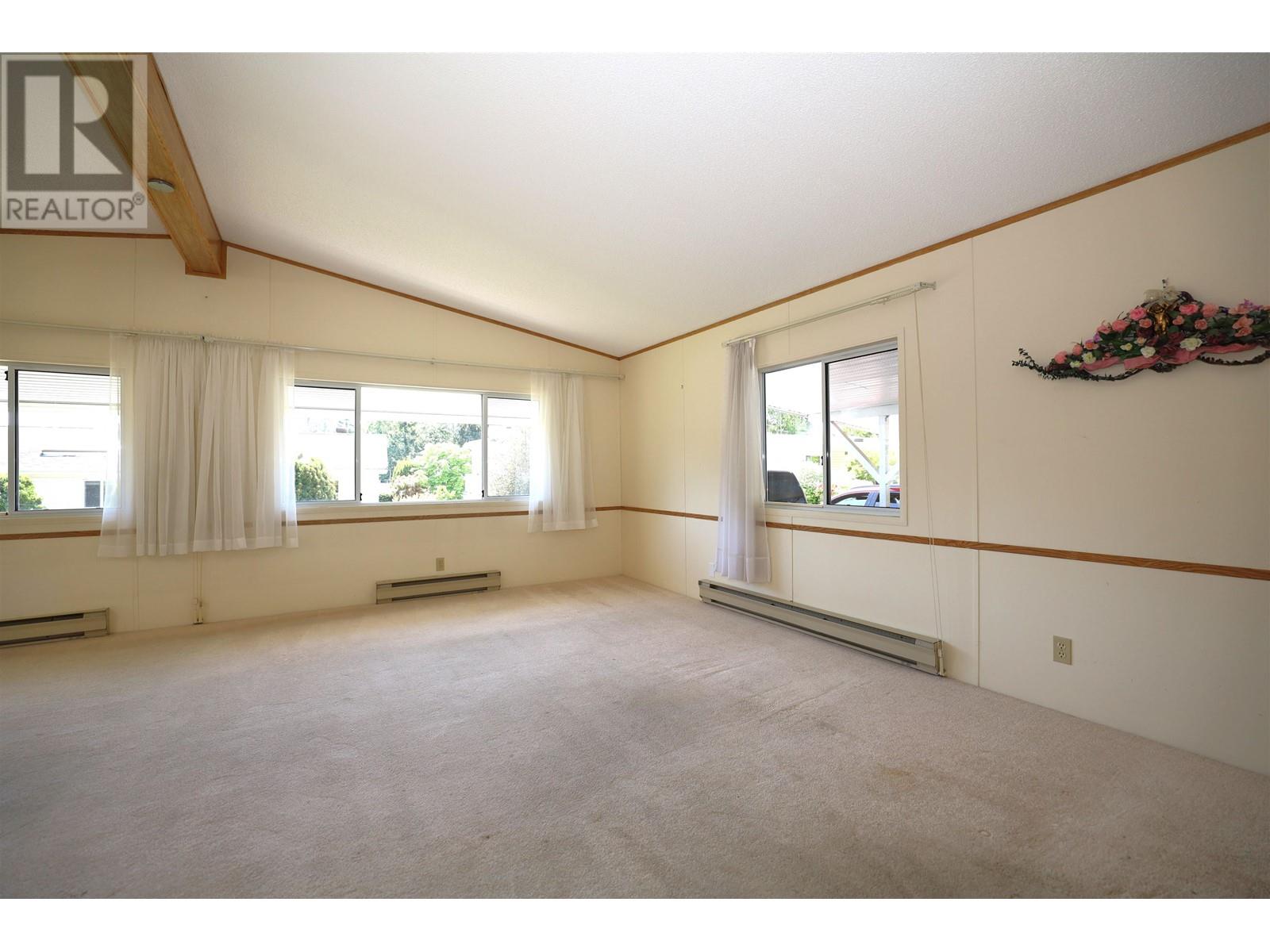 33 4116 BROWNING ROAD, Sechelt