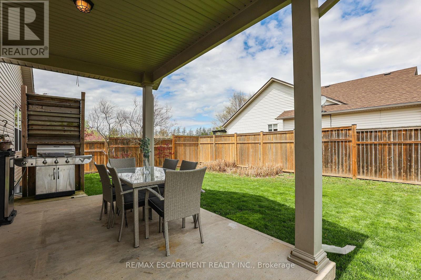Photo 24 of 3238 Charleston Drive, Fort Erie ON