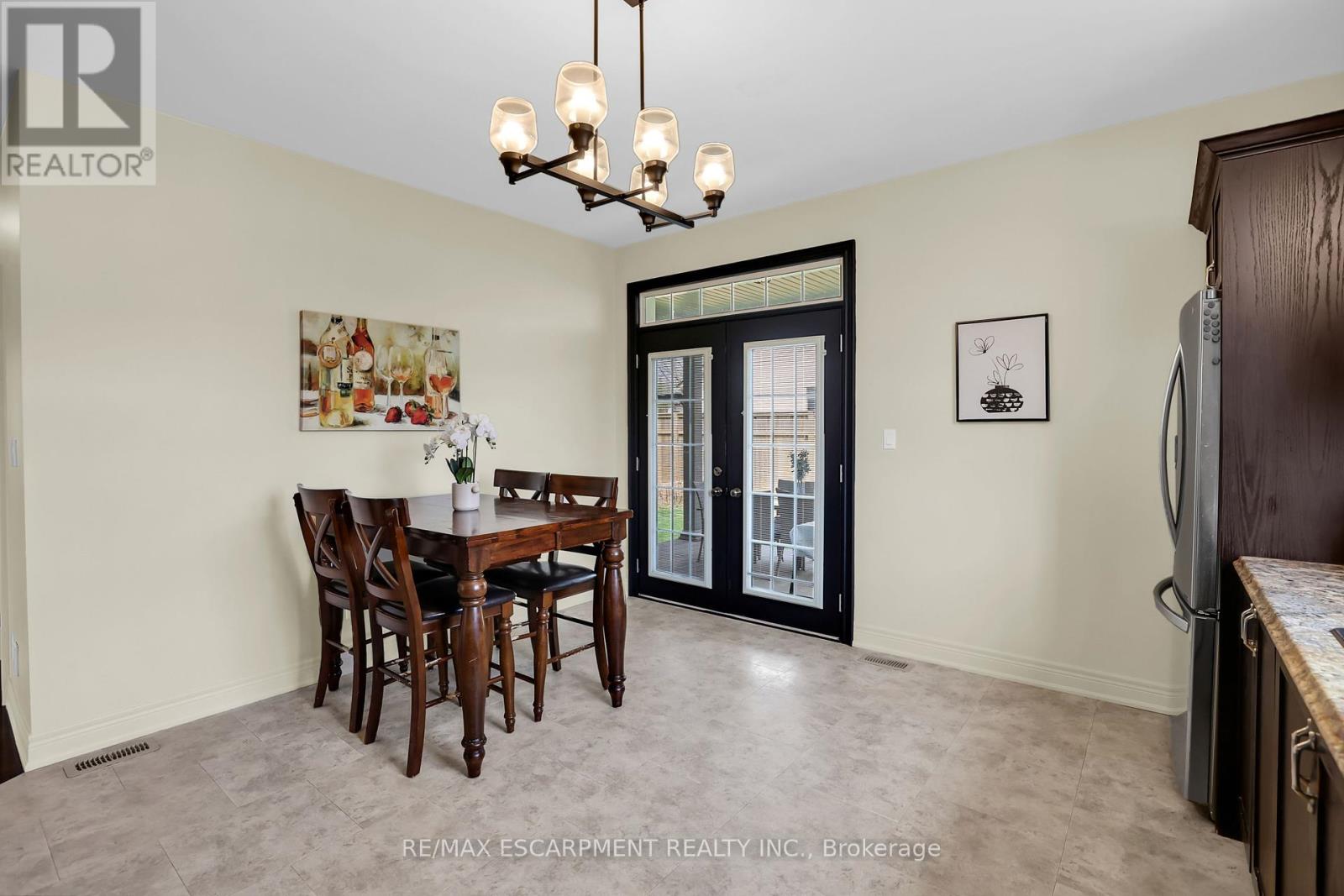 Photo 11 of 3238 Charleston Drive, Fort Erie ON