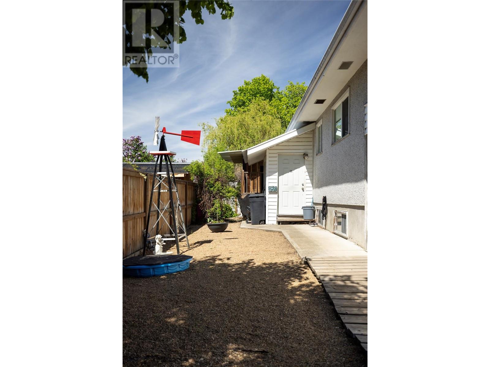  4306 21 Street, Vernon