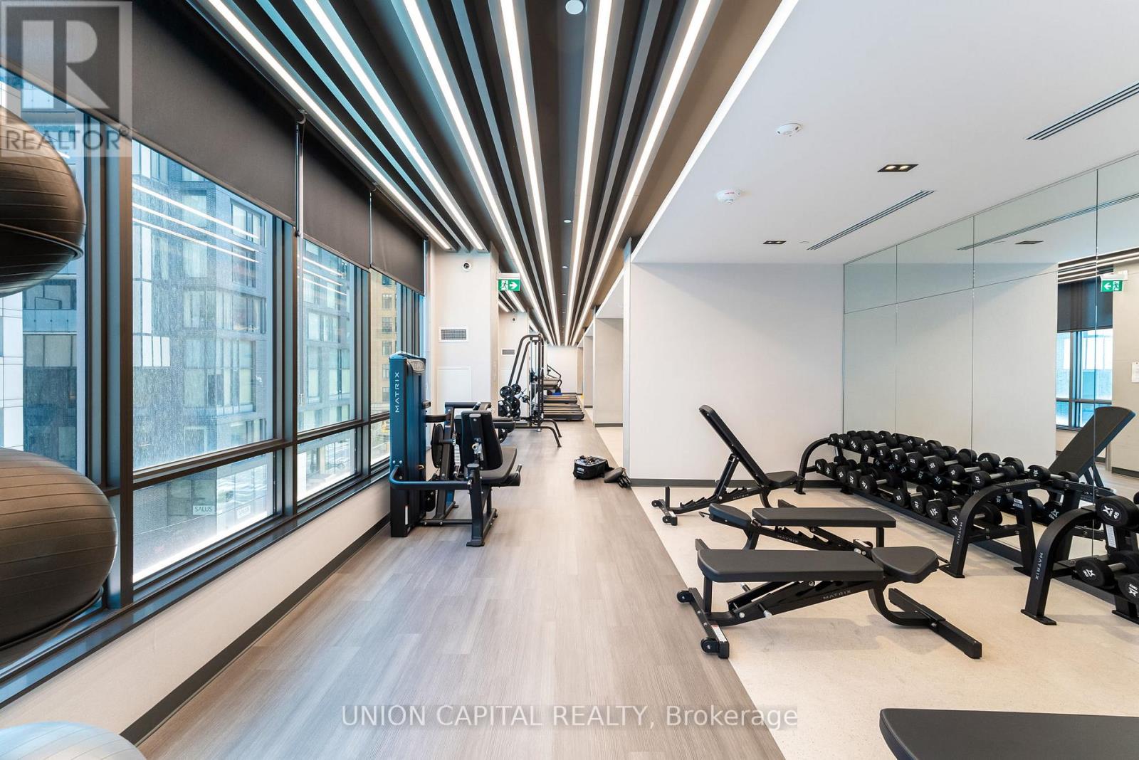 Photo 27 of 301 108 Peter Street, Toronto ON