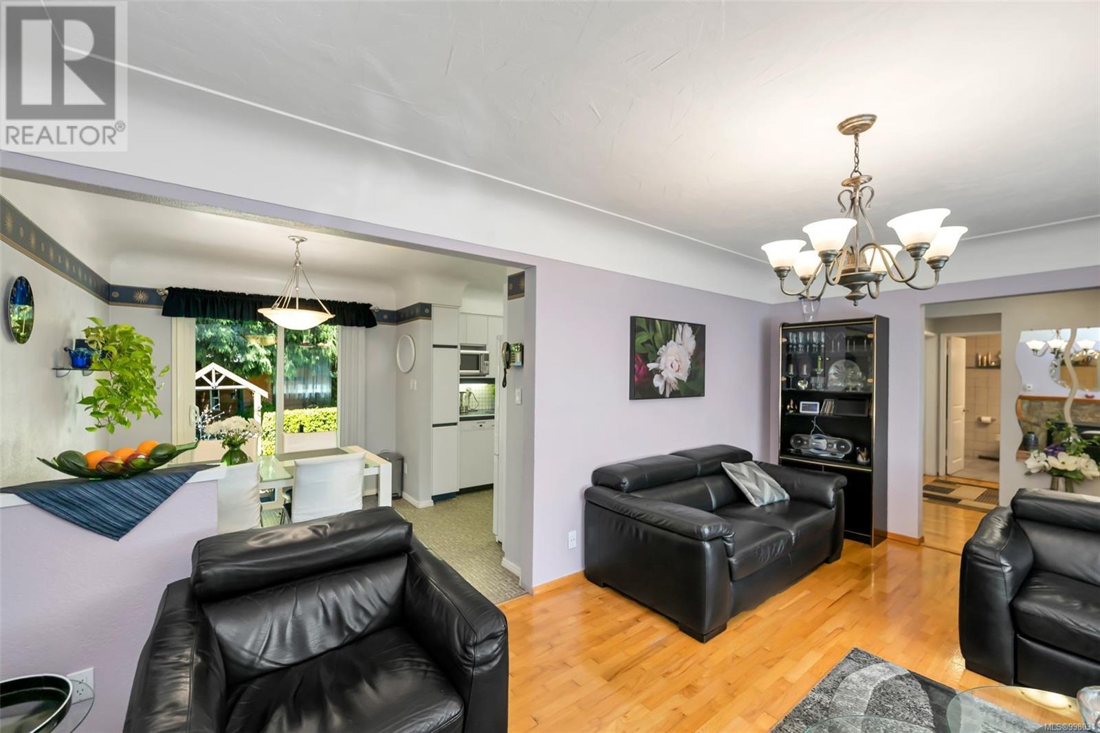 1028 Jenkins Ave, Langford