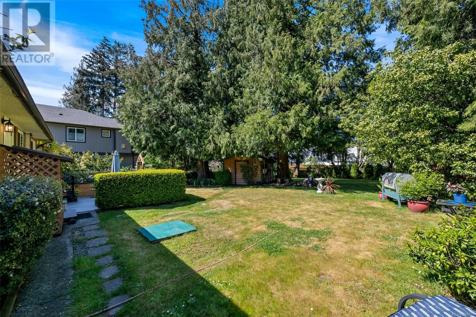 1028 Jenkins Ave, Langford