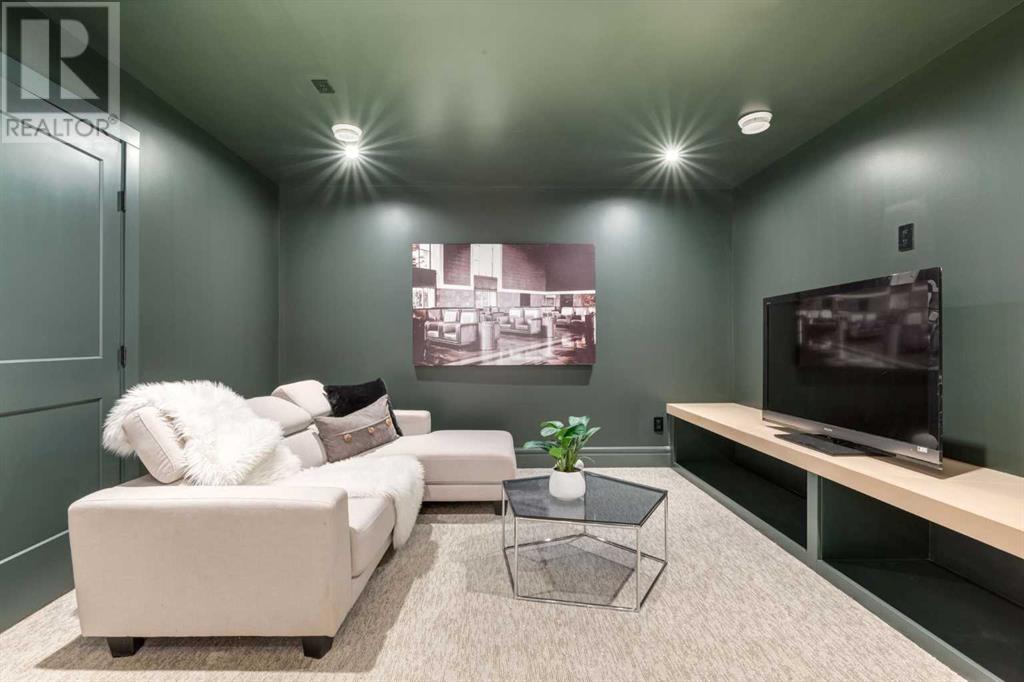 Single Family House Bungalow for Sale in  Varsity Estates Close NW Varsity Calgary 