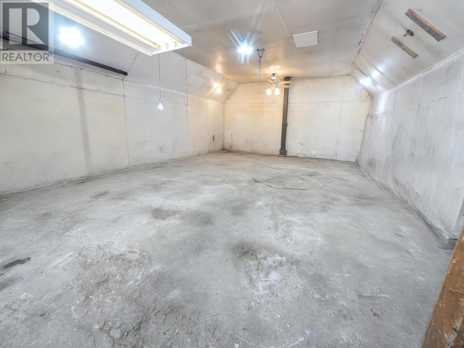 5603 Kitchener Road, Kitchener