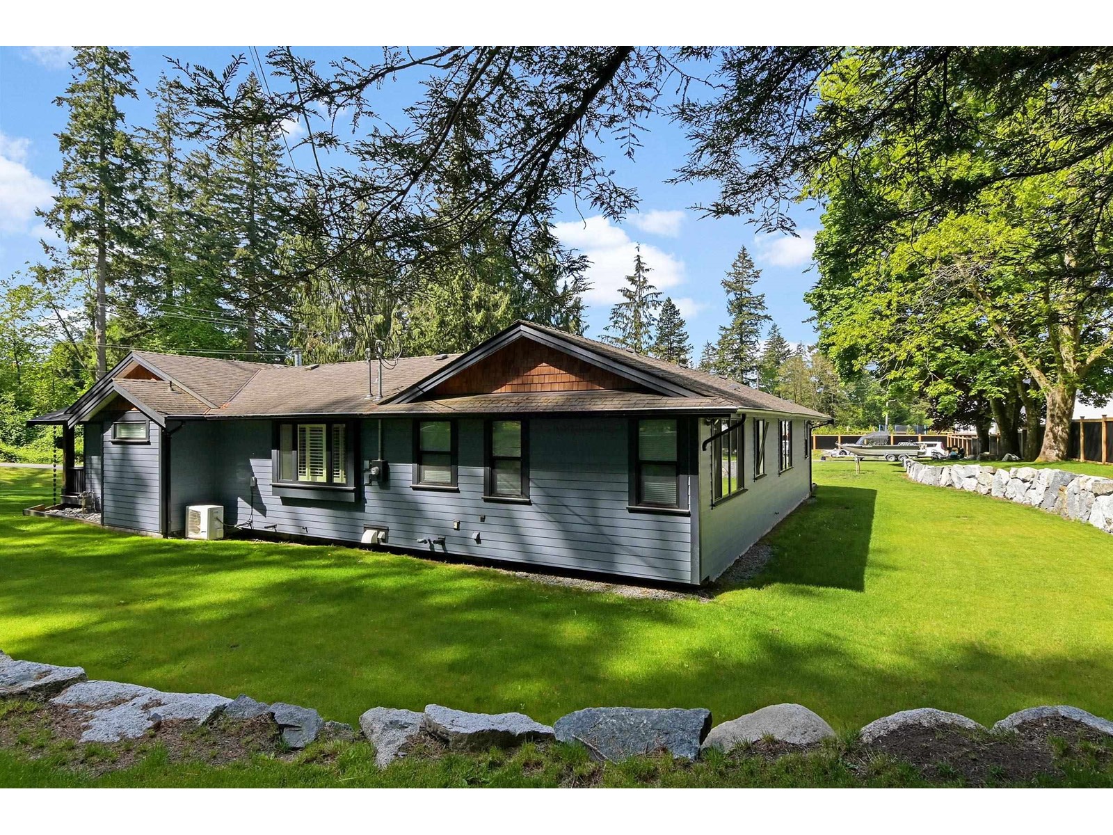 Photo 32 of 26393 64 Avenue, Langley BC