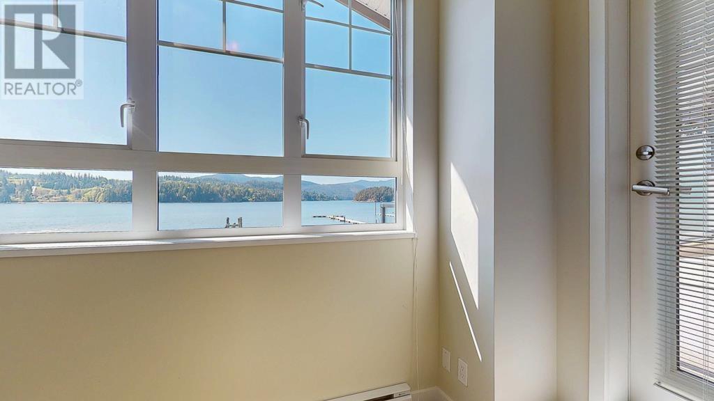 5993 BEACHGATE LANE, Sechelt